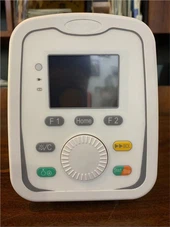 משאבת עירוי בגודל קטן